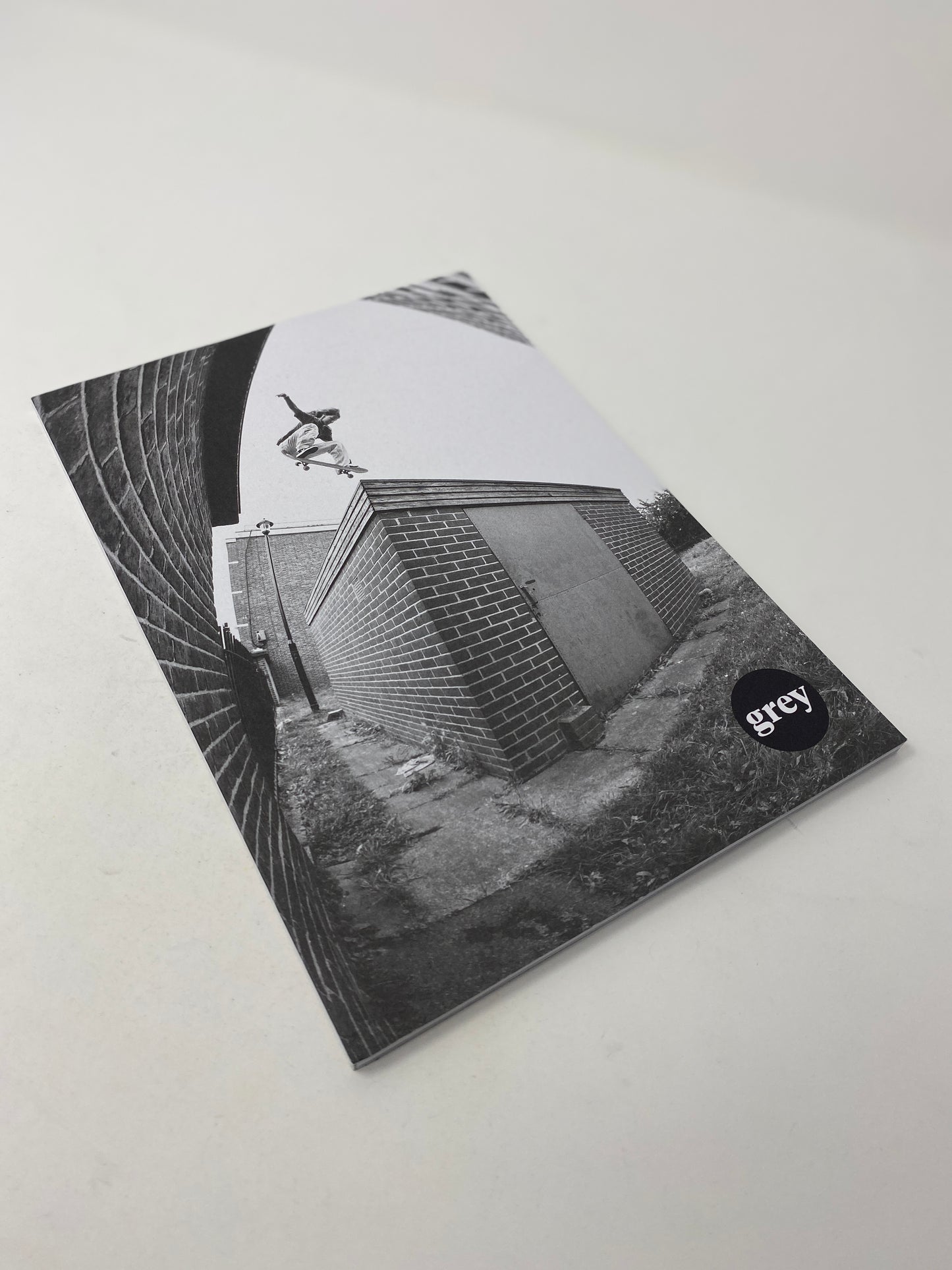 Grey Skate Mag - Vol. 05 Issue 19