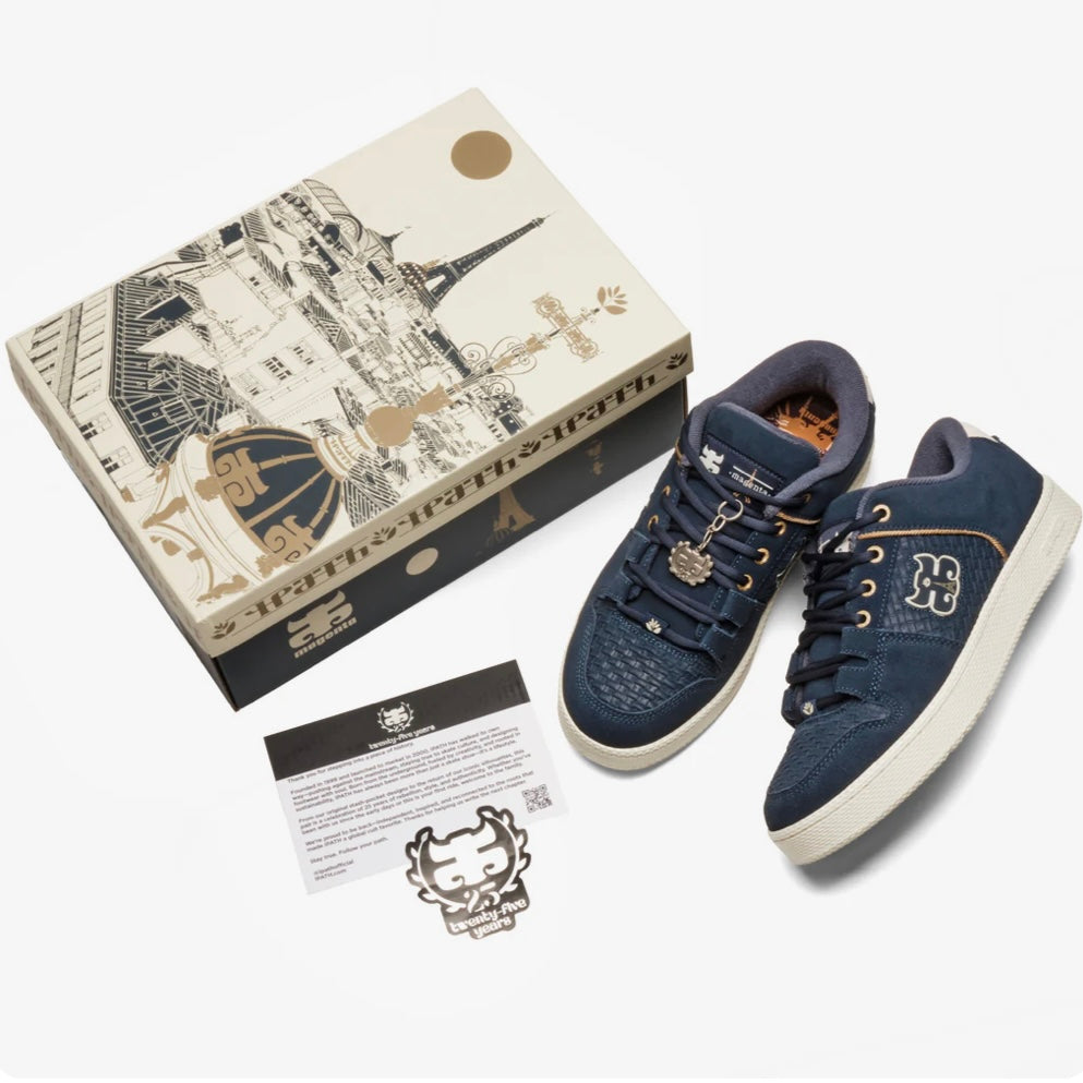 IPath “Cricket” Shoes (Magenta)