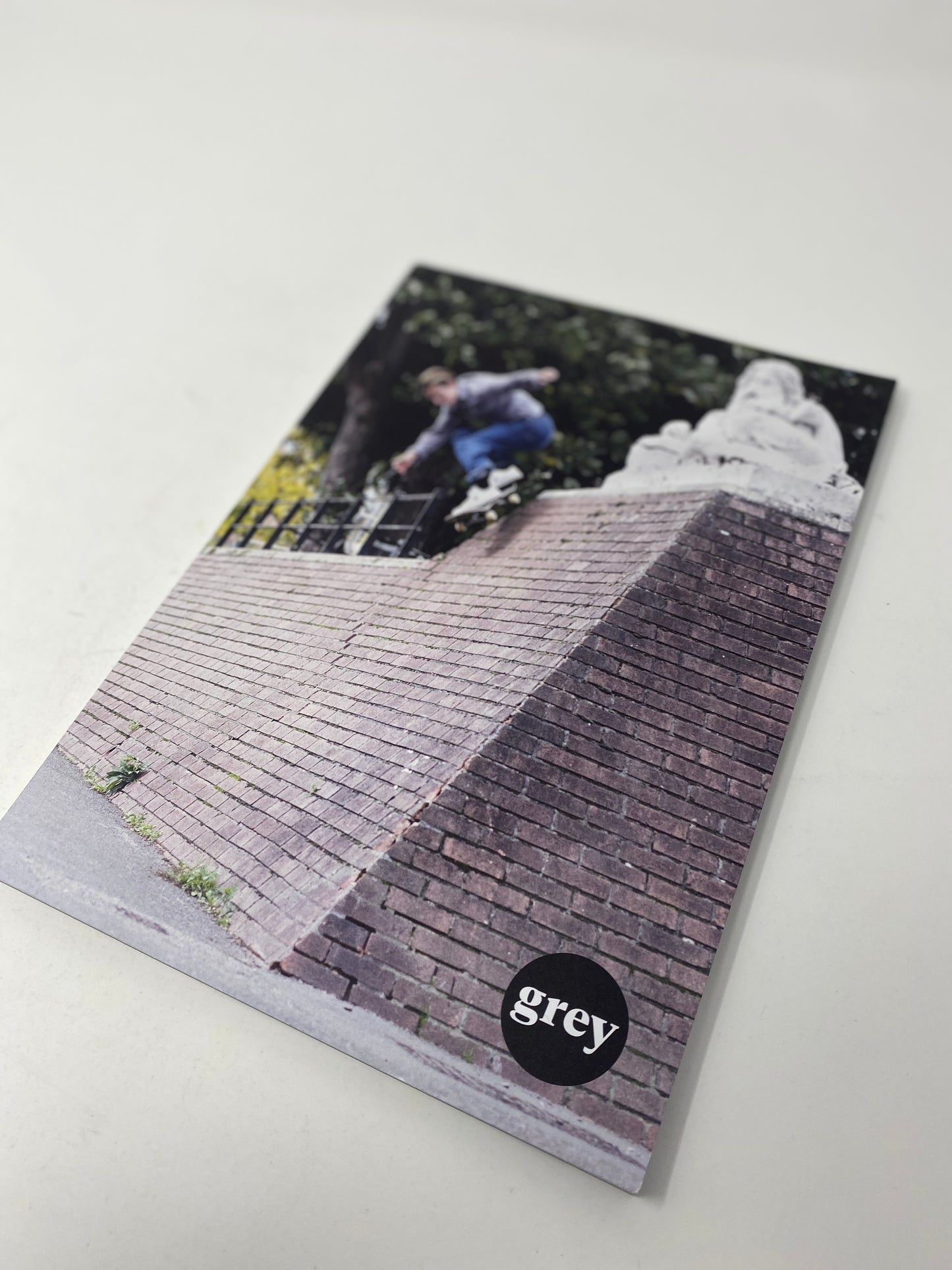 Grey Skate Mag - Vol. 05 Issue 16