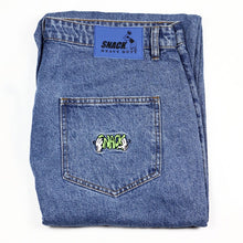 Load image into Gallery viewer, Snack &quot;Good Hands&quot; Baggy Jeans
