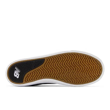 Load image into Gallery viewer, New Balance &#39;22&#39; Shoes - Black

